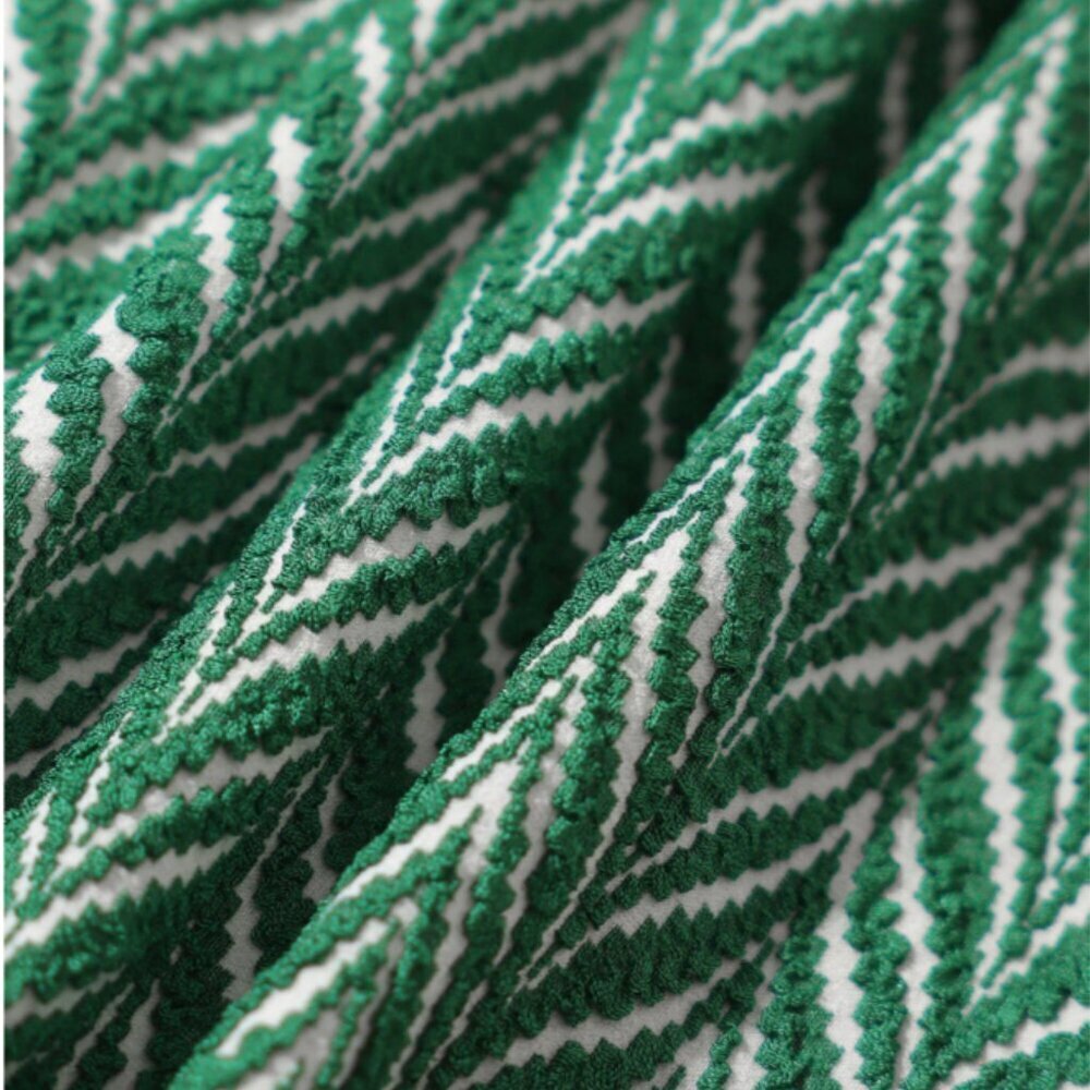 Chic Green Patterned Bikini Top - Picture 9 of 10